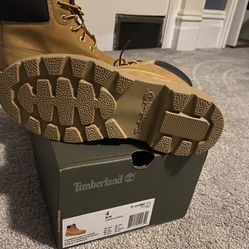 Kids Size 4y Timberland Boots