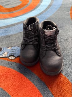Shoes size 7 boys