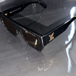 Louis Vuitton Sunglasses 