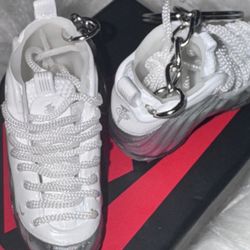 Mini Keychains NIKE AIR FOAMPOSITE ONE DREAM A GREY WORLD