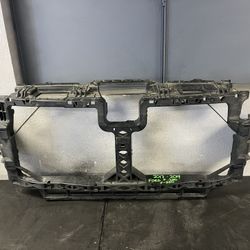 2017-2018-2019 FORD F-250/F-350 RADIATOR SUPPORT OEM USED