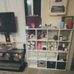 Cubicle Shelfs / Tv Stand 