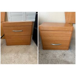 2 side tables with drawers
