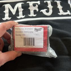 Milwaukee 150W Pocket Inverter