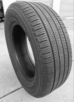 255/65/19 USED TIRE (MOBILE UNTIL 10PM)