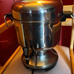 Farberware 36 Cup Cofffee Maker Model:L1360   ‼️SALE‼️