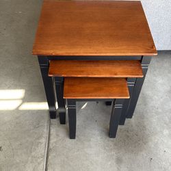 Stacking tables set of 3