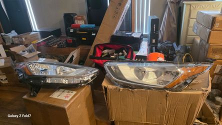 RIGHT and Left Headlight Assemblies Ford Transit