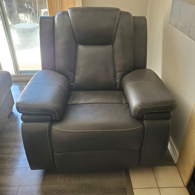 Recliner