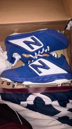 New balance Metals Size 7