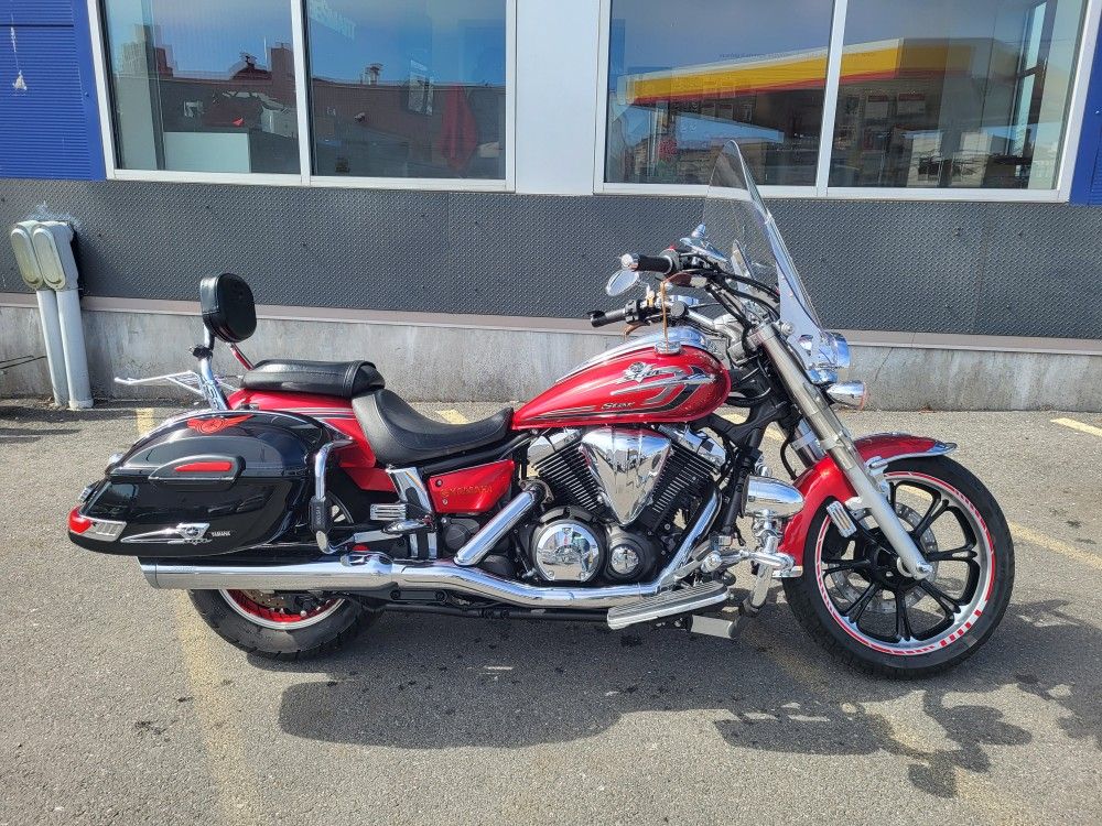 2013 Yamaha V star 950 tourer