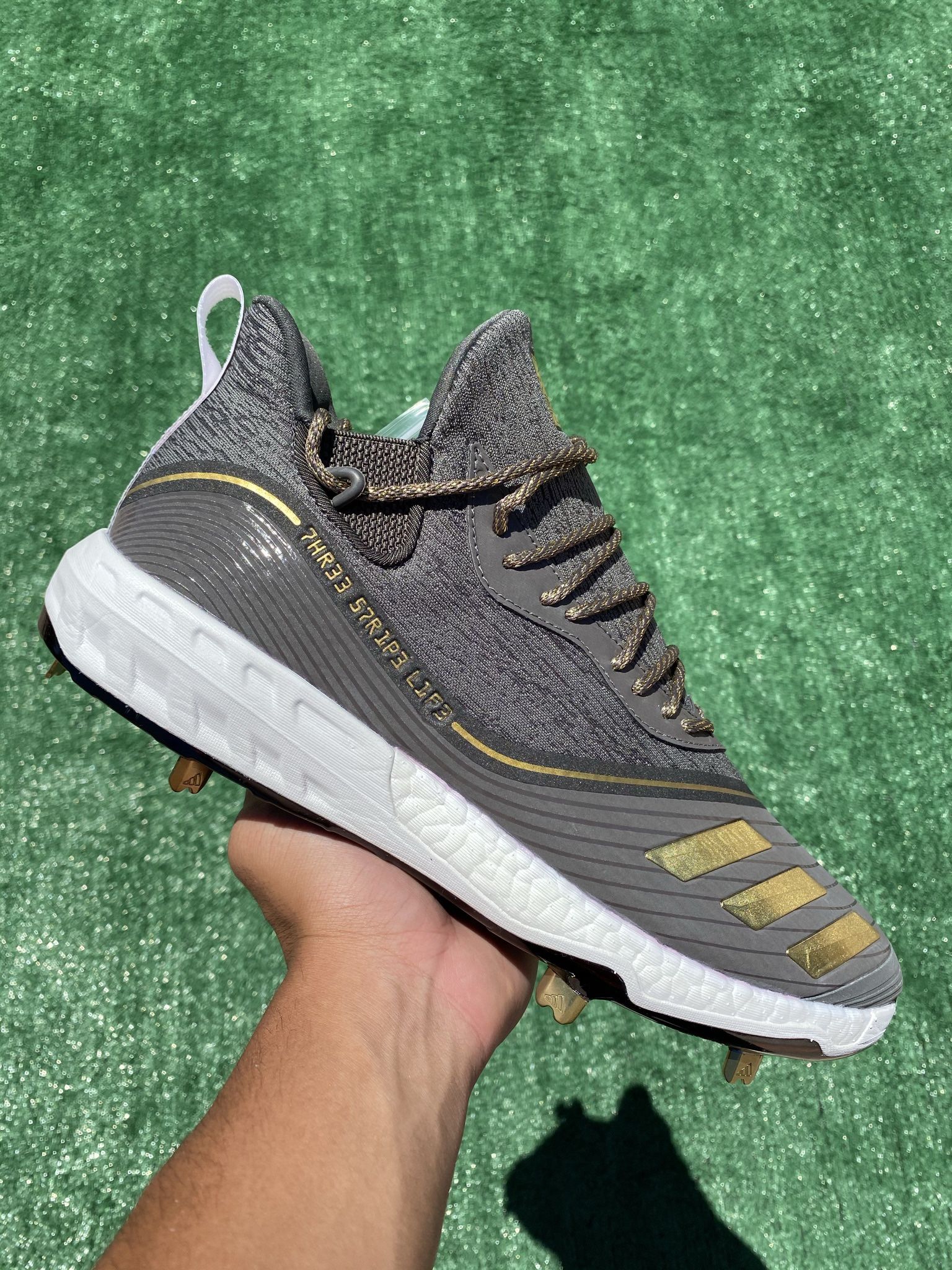 ADIDAS ICON 5 BOOST “CINDER GREY / METALLIC GOLD” METAL BASEBALL CLEATS (Size 12.5 Men’s)