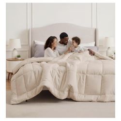 Comforter  Queen Beige 98 x 98 Inches