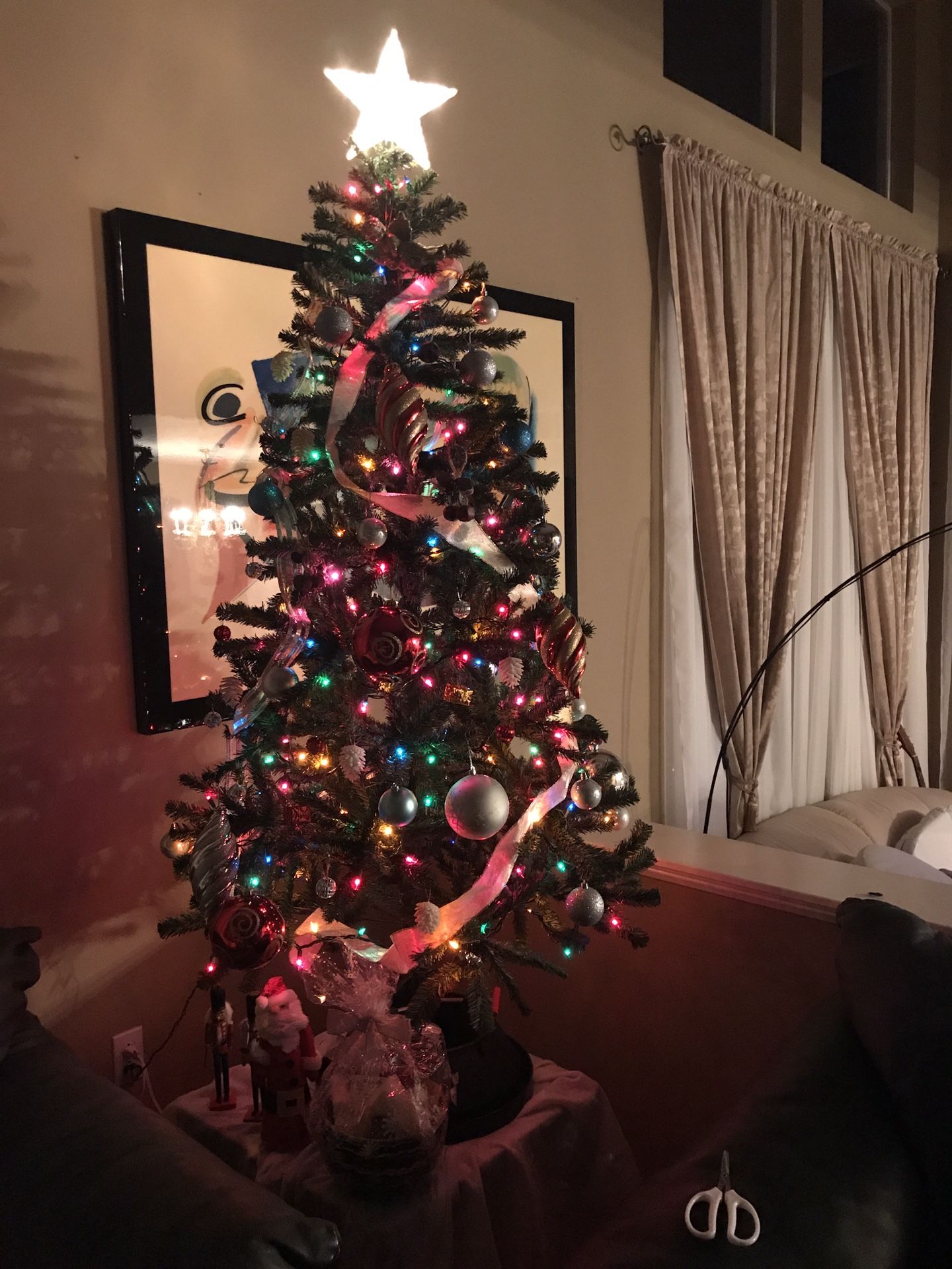 Christmas Tree With All Ornaments