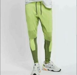 Nike Tech Pack Knit Dri Fit Volt Pants AR1589-702 size medium men’s new