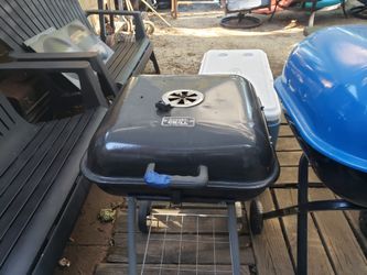 1 CHARCOAL GRILL