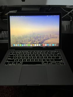 2015 MacBook Pro Intel i5 8gb 128gb SSD with Charger