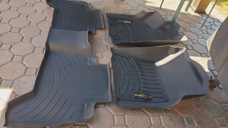 Toyota Tacoma 2018/2023 FLOOR MATS