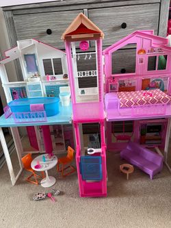 Barbie 3 story townhouse