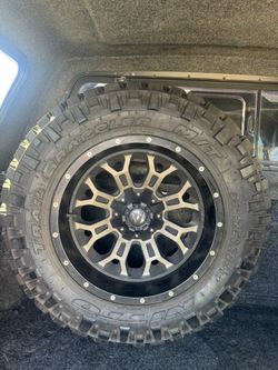 35x12.50r20LT Nitto Trail Grappler M/T