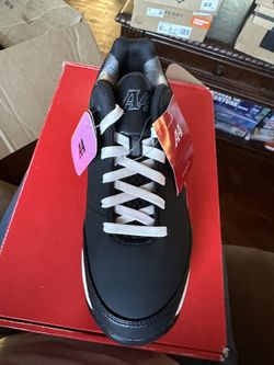 Shoes Shoes