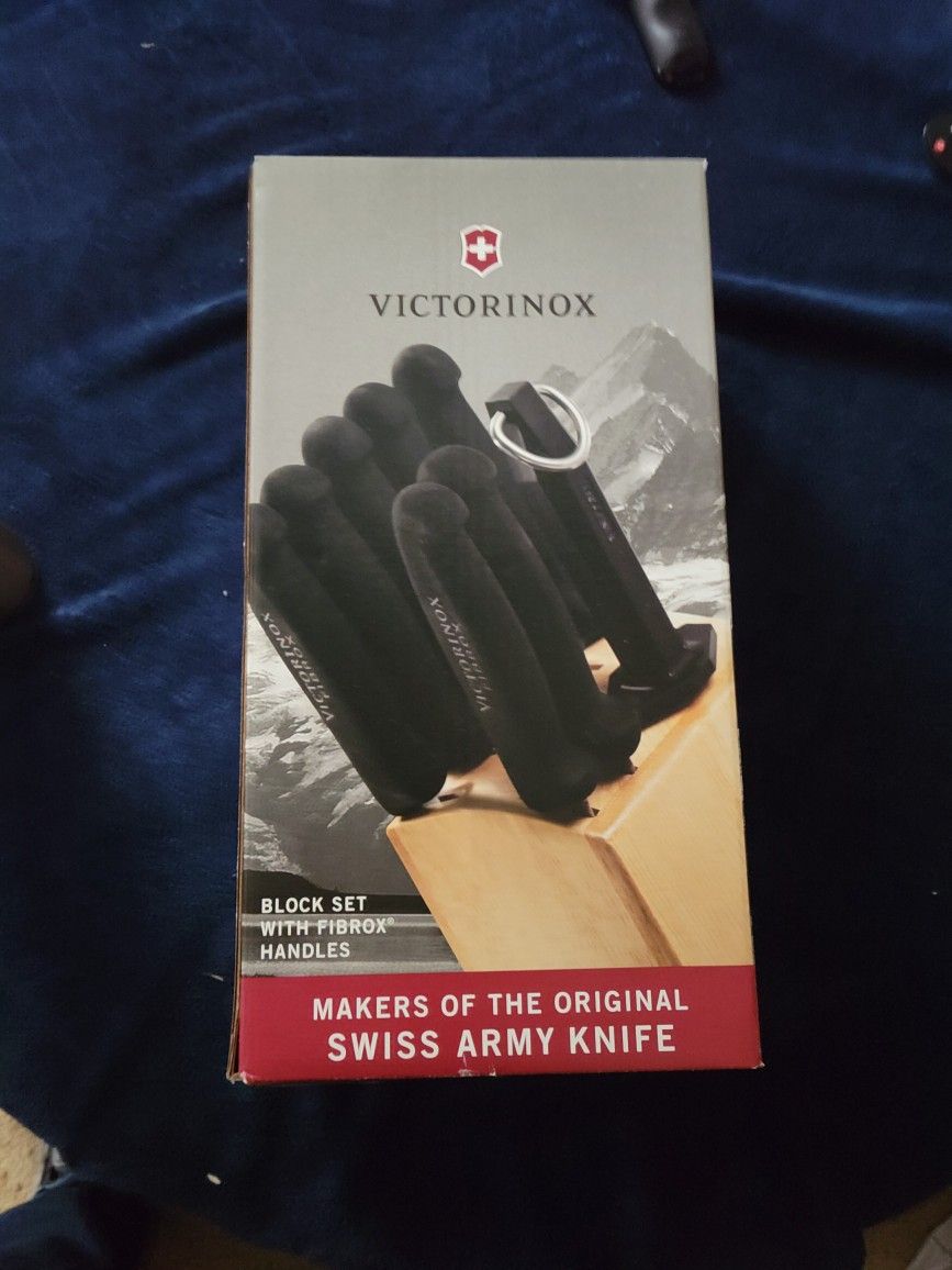 Brand New 8 Pcs Swiss army Knife Block