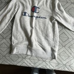 Boys Champion Sweater Size Medium(10)