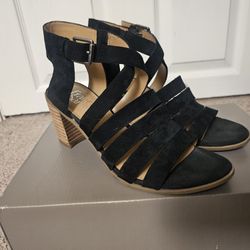 Womens  Black Heels