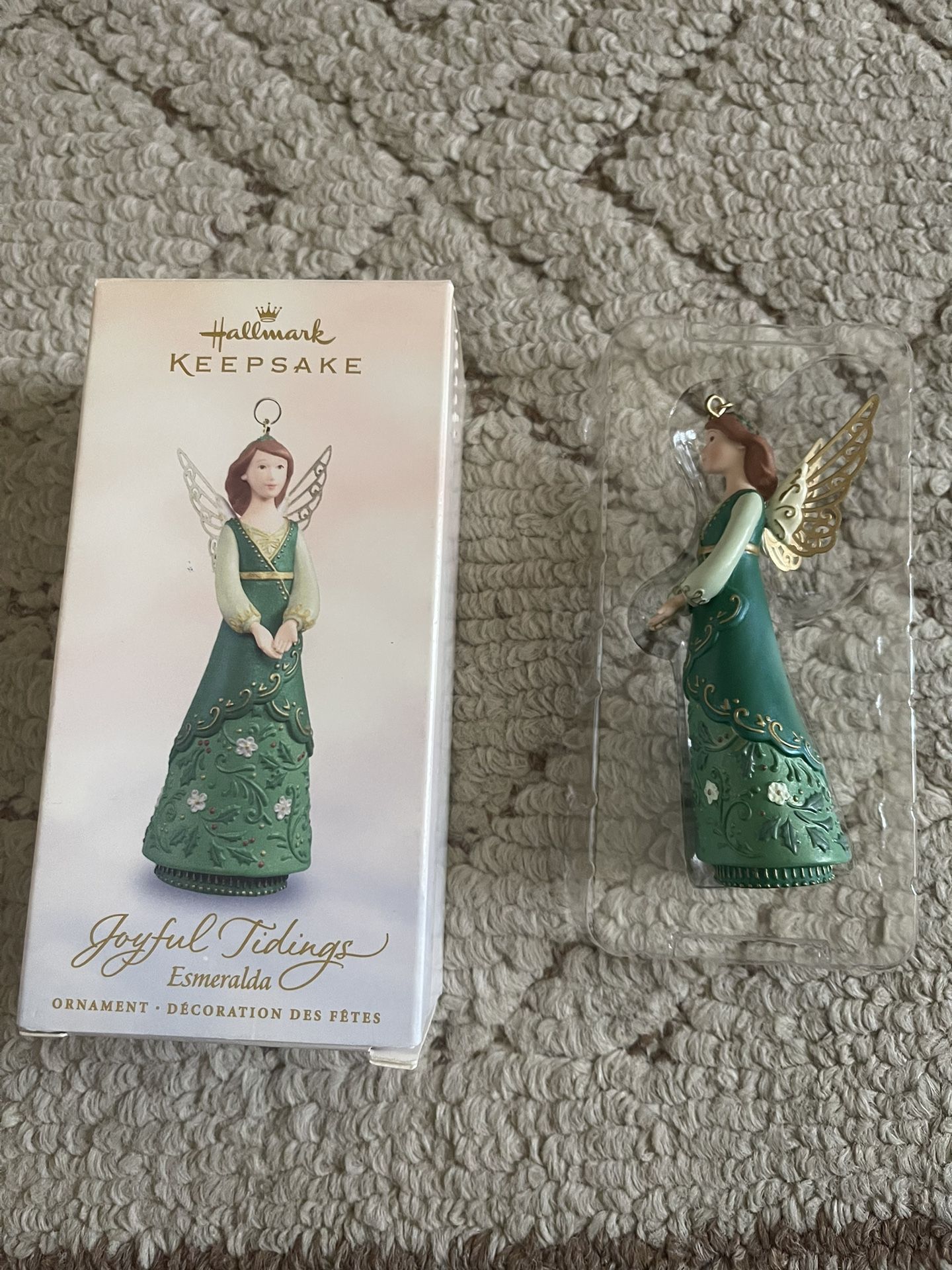 Hallmark "Esmeralda" Joyful Tidings Angel of Generosity Ornament 2005