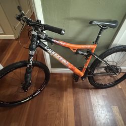 Canondale Carbon Fiber Mountain BikeScalpel Sobe Lefty