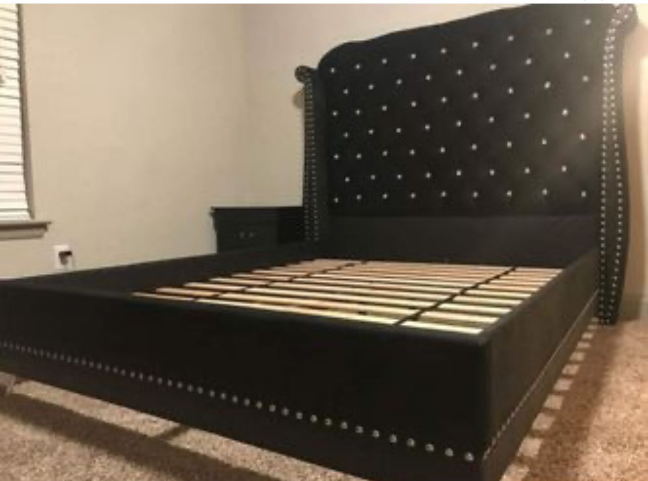 Black Velvet Plat form Bed