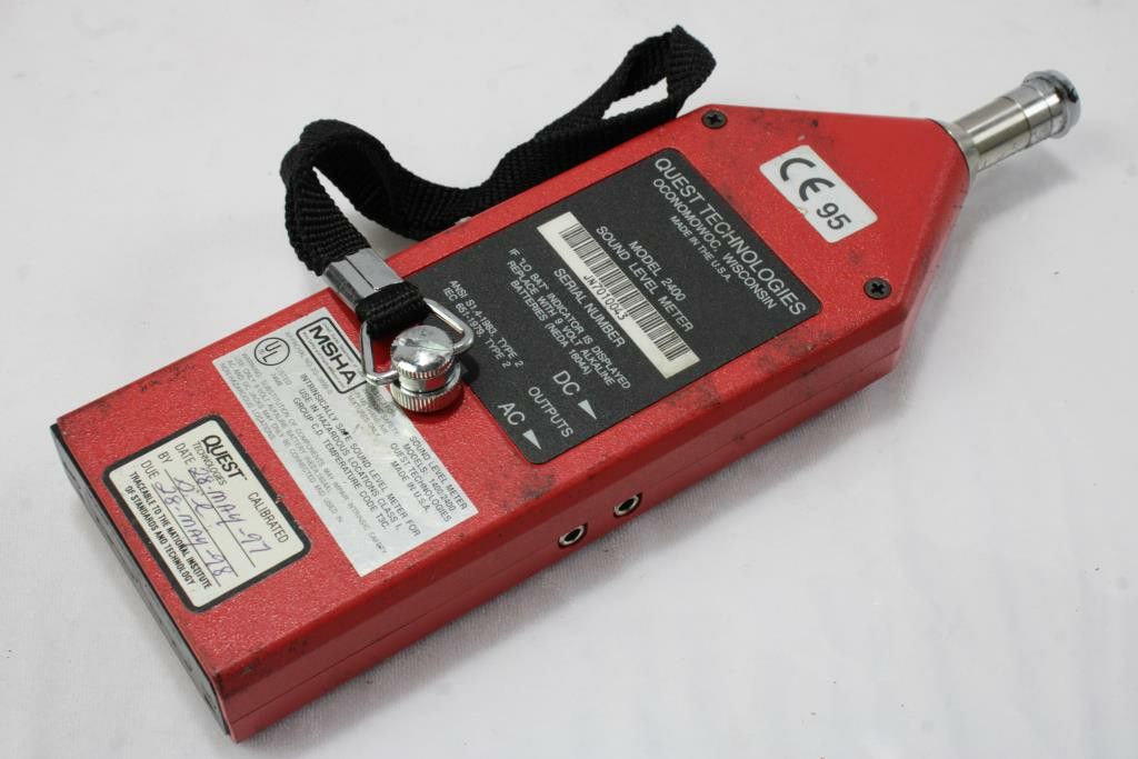 Quest Model 2400 Sound Meter