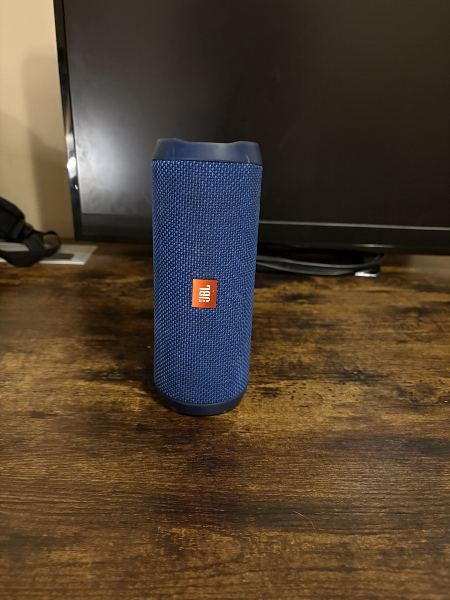 JBL Flip 4