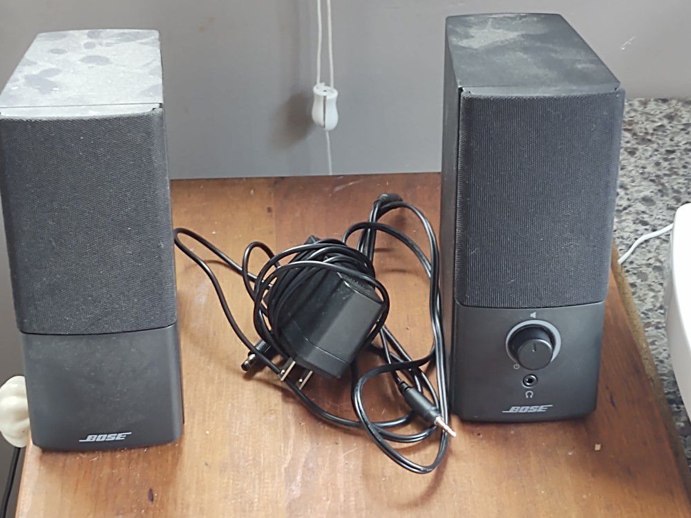 Bose Computer Speakers Like New