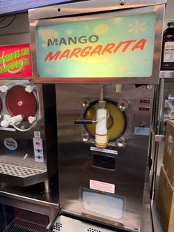 Commercial Frozen Margarita/ drink machine