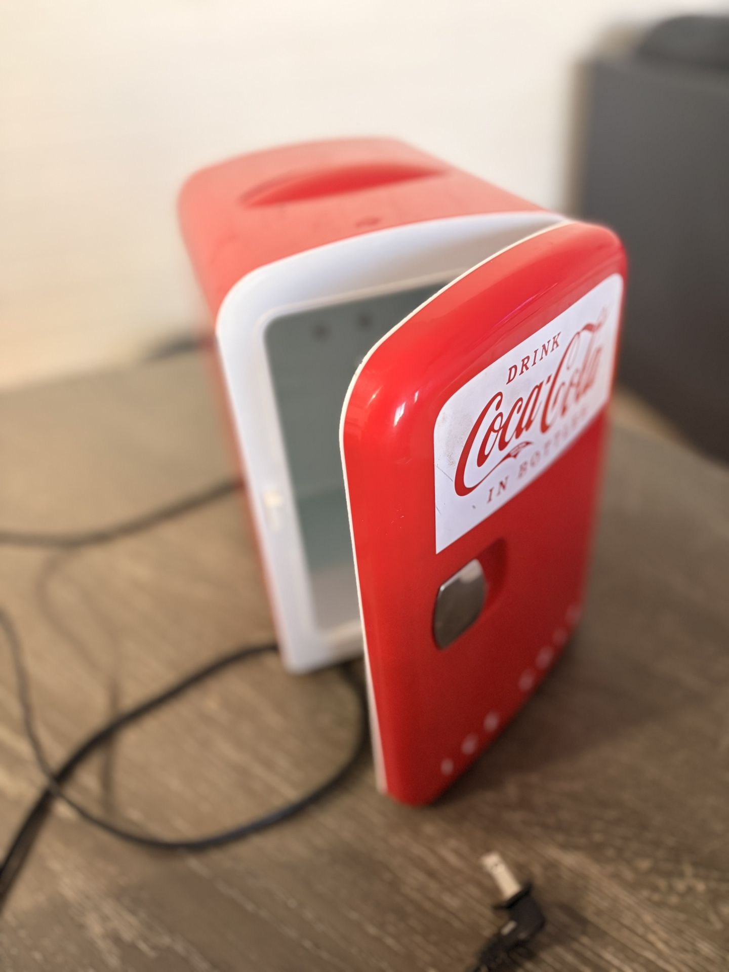 Coca Cola Mini Fridge