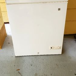 GE Free Standing Deep Freezer Best Offer Takes Home