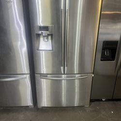 Samsung Refrigerator $599