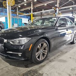 2017 BMW 3 Series Sedan 330i xDrive LUXURY LINE