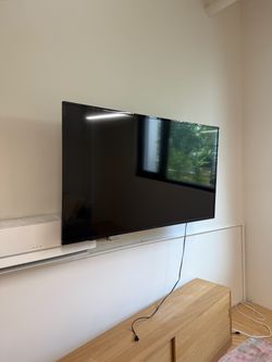 Flat Screen TV Wall Mounted, Furniture, etc. Cheap or free!