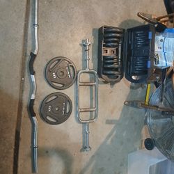 Weightlifting Equiptment