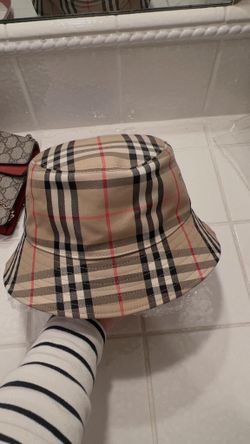 New Burberry Vintage Check hat