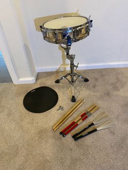 Remo 13” Touchmaster piccolo snare drum 2.5” deep good condition Pearl stand sticks brushes practice pad key $135 cash 2401 N. Euclid Ave Upland 91784