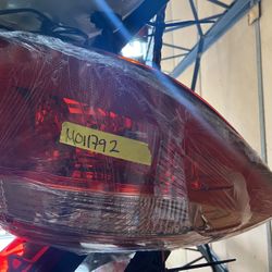 17-19 TOYOTA COROLLA Rear Left Driver Side Tail Light 