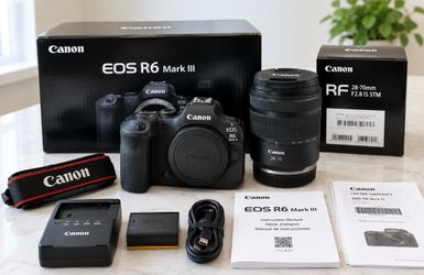 like new Canon EOS R6 Mark III with RF 28-70mm F2.8 IS STM Lens
