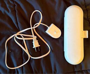 SONICARE CASE & CHARGER