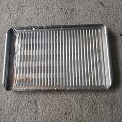 Broiler pan for toaster ovens