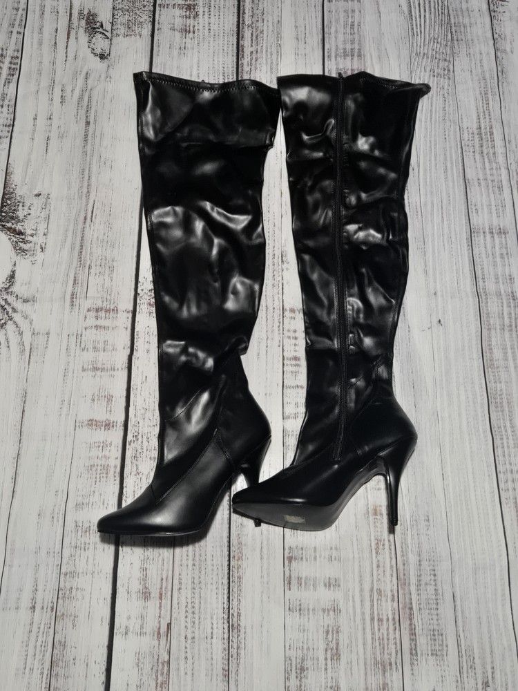 Sleek And Sexy PLEASURE Thigh High Boots