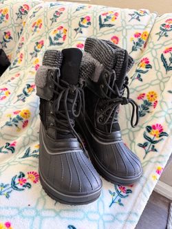 Snow boots woman