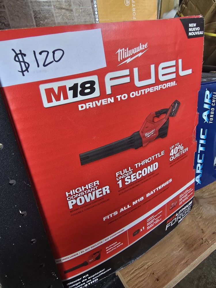 Milwaukee M18 Blower